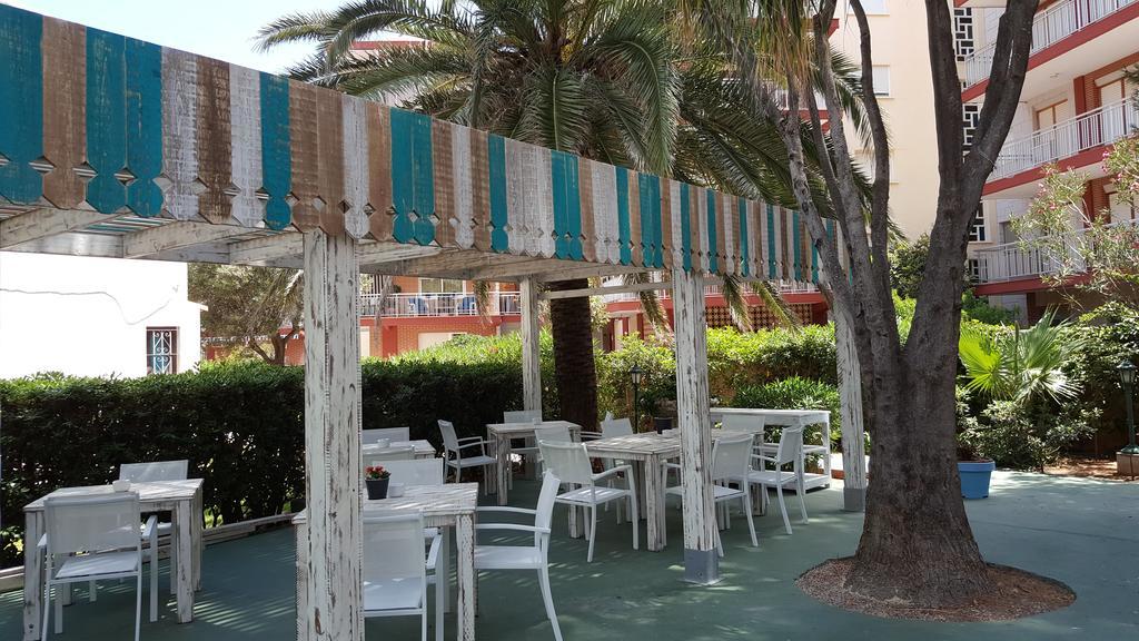 Apartamentos Mr La Racona Santa Llucia Dış mekan fotoğraf