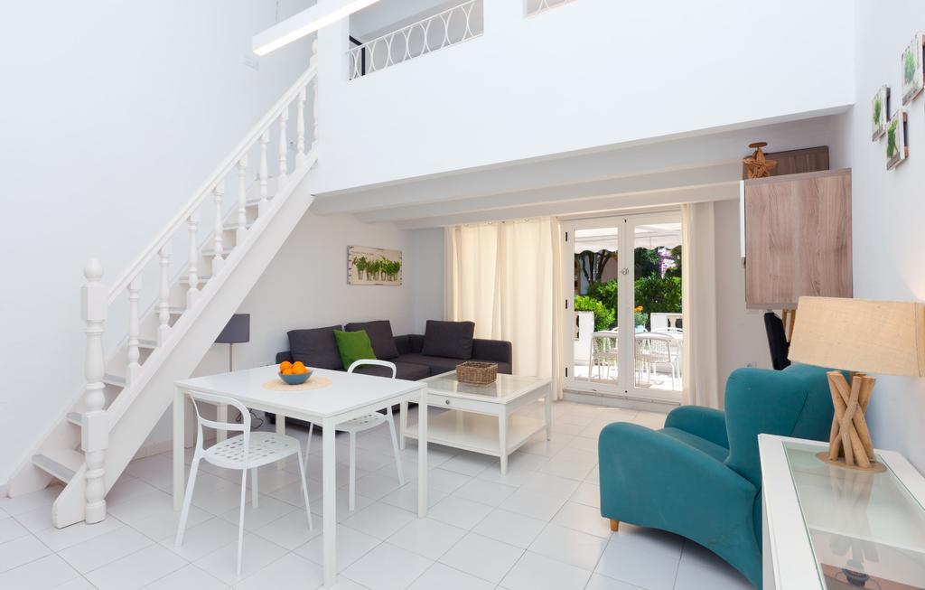 Apartamentos Mr La Racona Santa Llucia Dış mekan fotoğraf